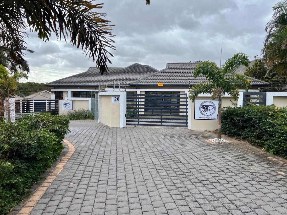 Impongo Royal Lodge Richards Bay Exteriör bild